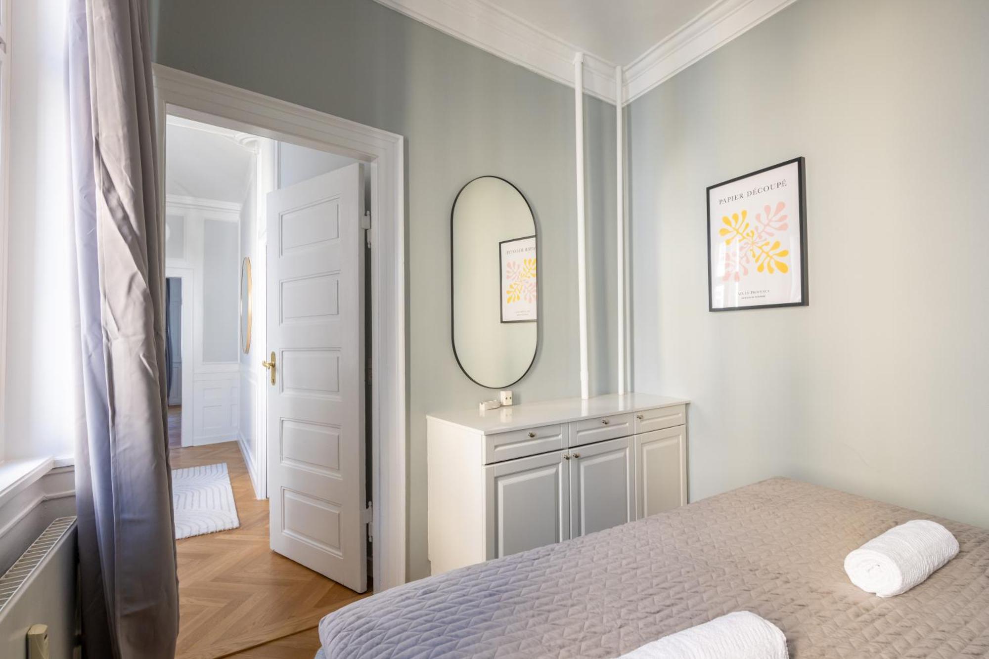 Large Apartment With Canal View In Central Cph City Копенгаген Екстер'єр фото