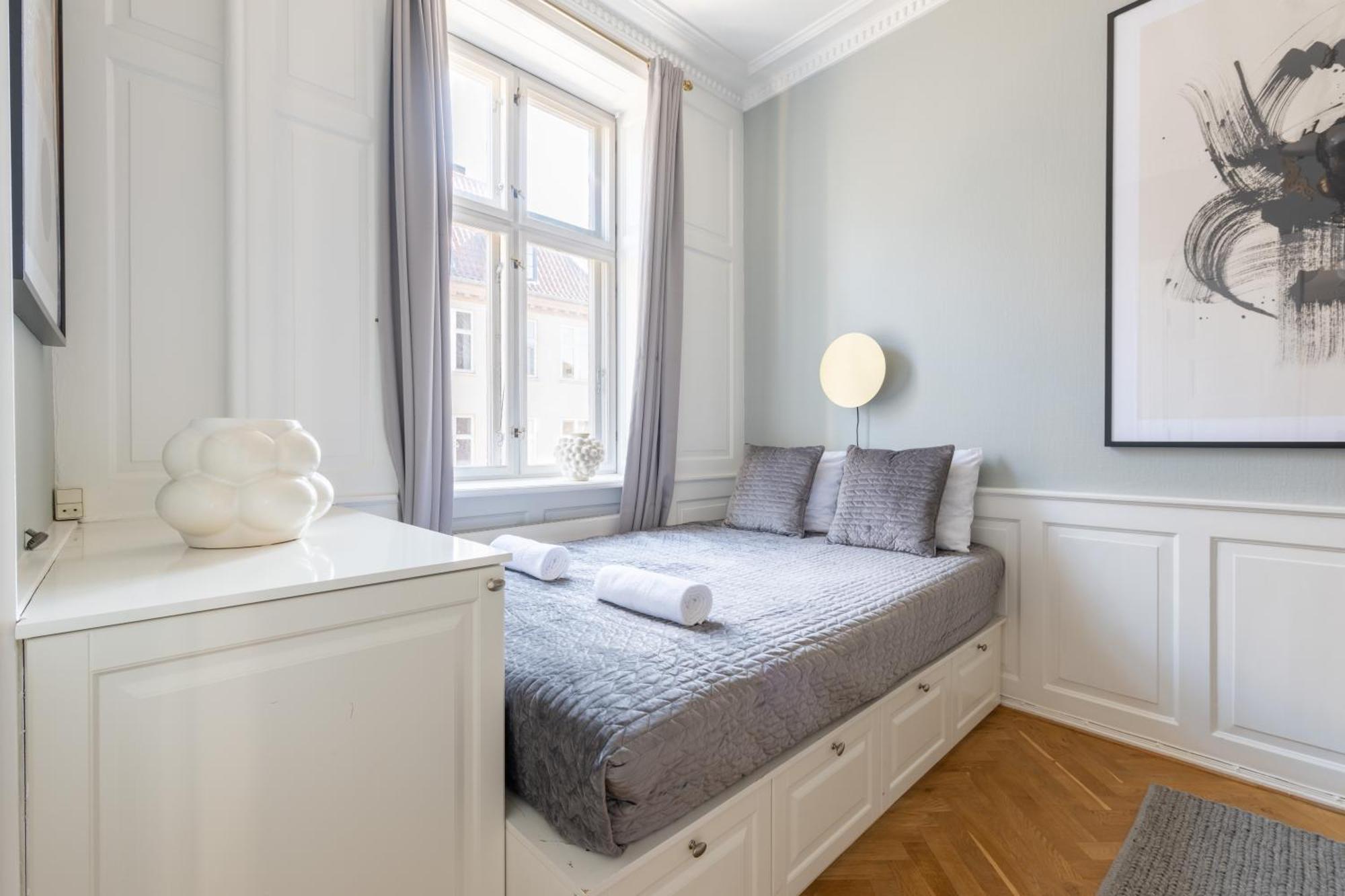Large Apartment With Canal View In Central Cph City Копенгаген Екстер'єр фото