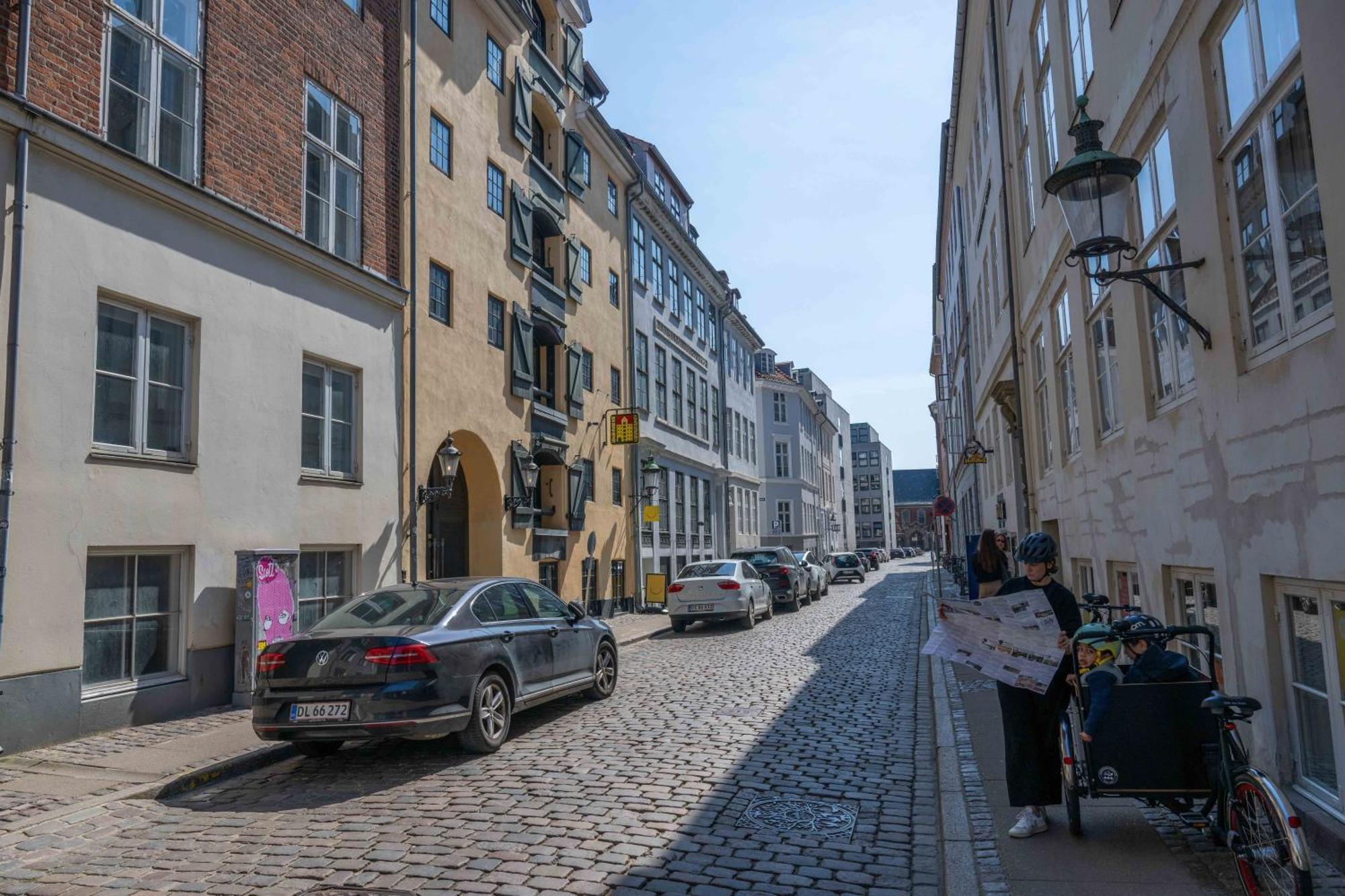 Large Apartment With Canal View In Central Cph City Копенгаген Екстер'єр фото